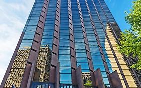 Crowne Plaza Seattle Newly Renovated With No Resort Fee